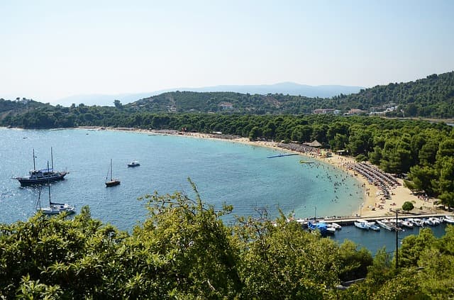 Discover Skiathos: The most beautiful island of Sporades