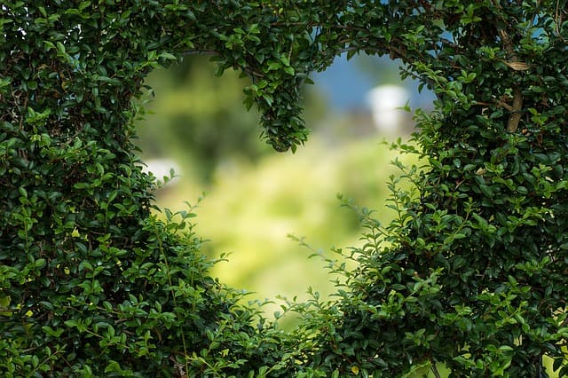 Keep Romance Alive in Top Greek Destinations